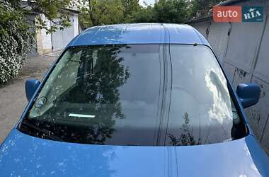 Мінівен Volkswagen Caddy 2011 в 