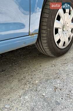 Мінівен Volkswagen Caddy 2011 в 