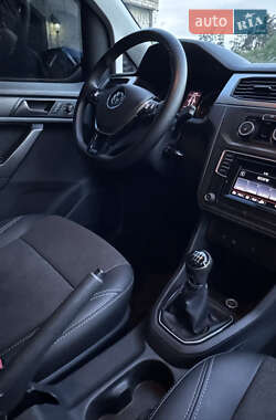 Грузопассажирский фургон Volkswagen Caddy 2015 в 