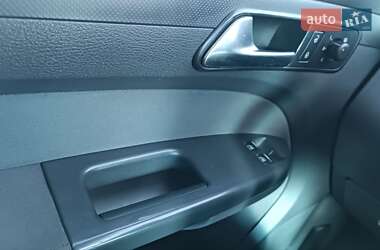 Мінівен Volkswagen Caddy 2011 в 