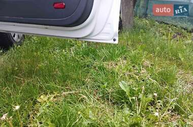 Минивэн Volkswagen Caddy 2012 в 