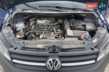 Вантажопасажирський фургон Volkswagen Caddy 2015 в 