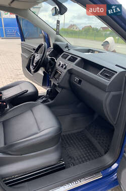 Вантажопасажирський фургон Volkswagen Caddy 2015 в 