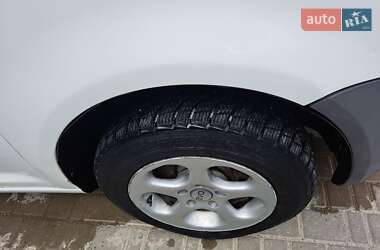 Мінівен Volkswagen Caddy 2006 в 