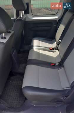 Минивэн Volkswagen Caddy 2011 в 
