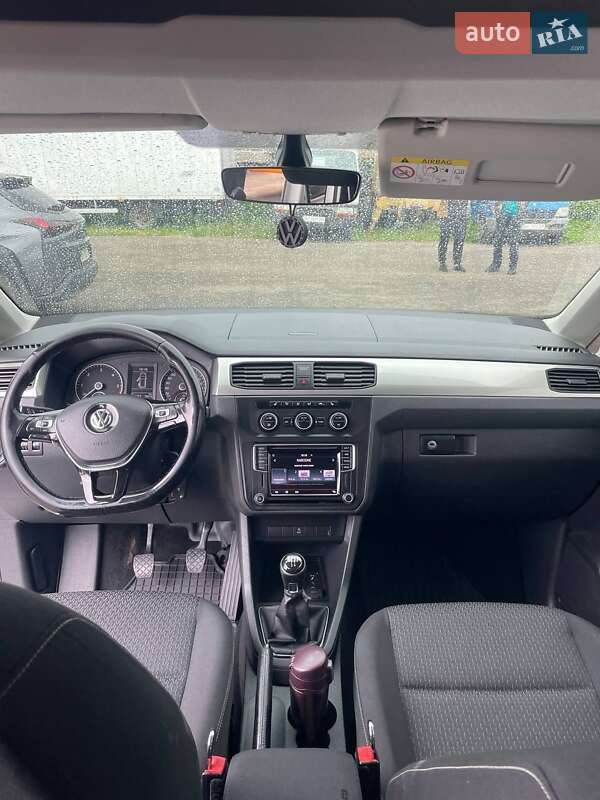 Минивэн Volkswagen Caddy 2016 в Одессе