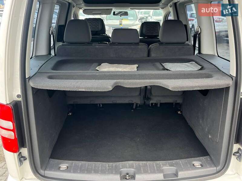 Мінівен Volkswagen Caddy 2015 в Львові