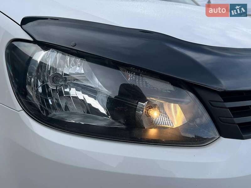 Мінівен Volkswagen Caddy 2015 в Львові