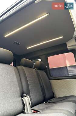 Минивэн Volkswagen Caddy 2010 в 
