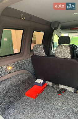 Мінівен Volkswagen Caddy 2006 в 