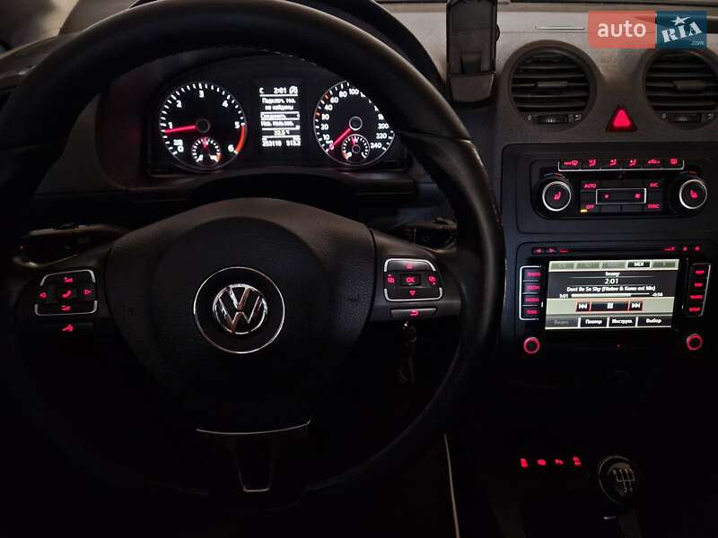 Минивэн Volkswagen Caddy 2013 в Виноградове
