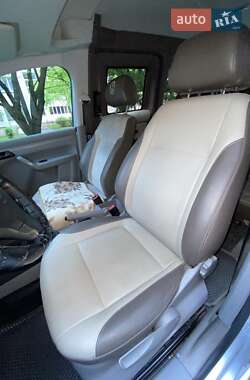 Минивэн Volkswagen Caddy 2010 в 