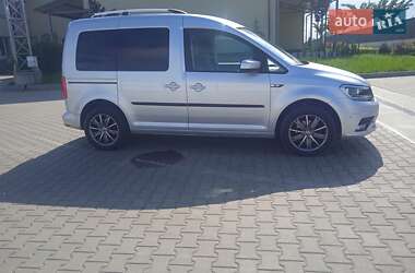Минивэн Volkswagen Caddy 2016 в 