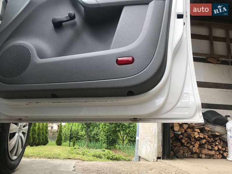 Мінівен Volkswagen Caddy 2009 в Бориславі фото 19 Мінівен Volkswagen Caddy 2009 в Бориславі