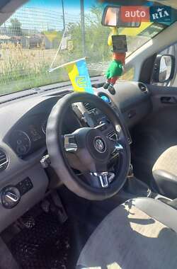 Мінівен Volkswagen Caddy 2012 в 