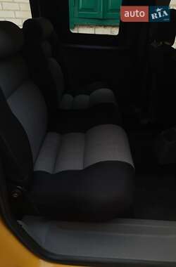 Минивэн Volkswagen Caddy 2004 в 
