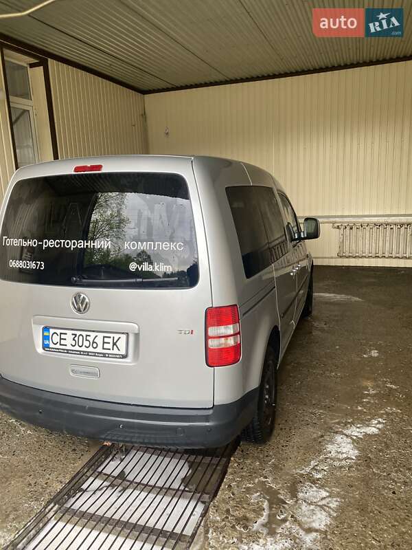 Мінівен Volkswagen Caddy 2013 в Путилі