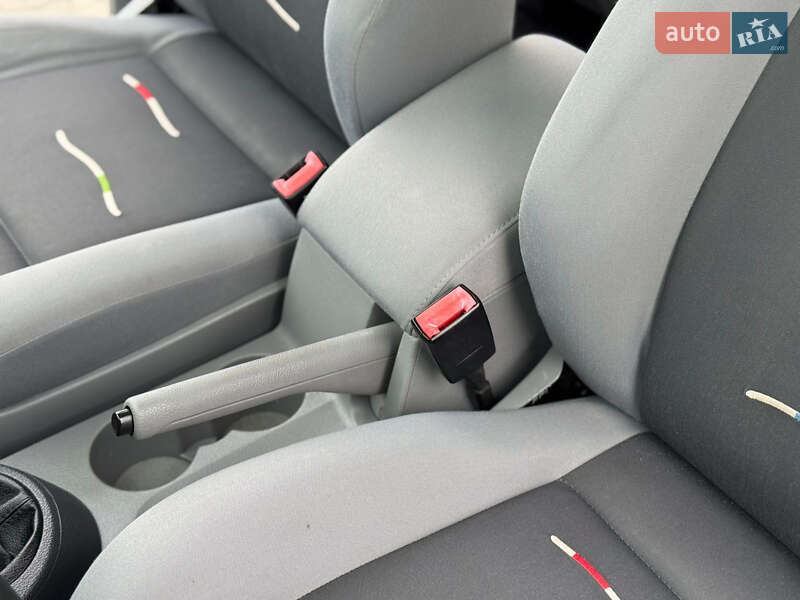 Мінівен Volkswagen Caddy 2007 в Ніжині