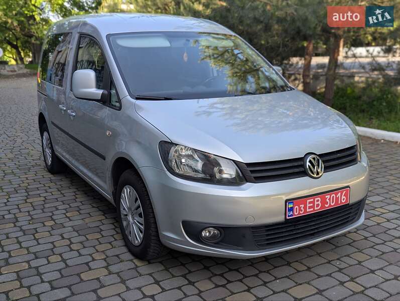 Мінівен Volkswagen Caddy 2014 в Луцьку