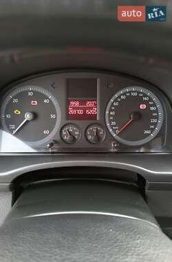 Минивэн Volkswagen Caddy 2005 в 
