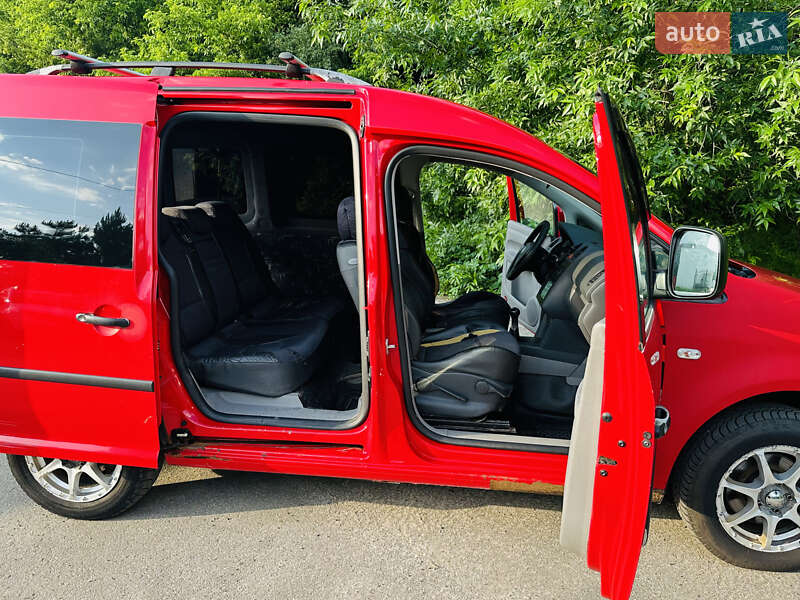 Минивэн Volkswagen Caddy 2009 в Харькове