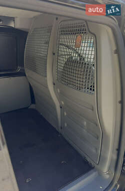 Грузовой фургон Volkswagen Caddy 2009 в 