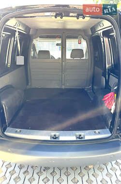 Грузовой фургон Volkswagen Caddy 2009 в 