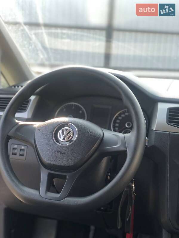 Минивэн Volkswagen Caddy 2016 в Луцке