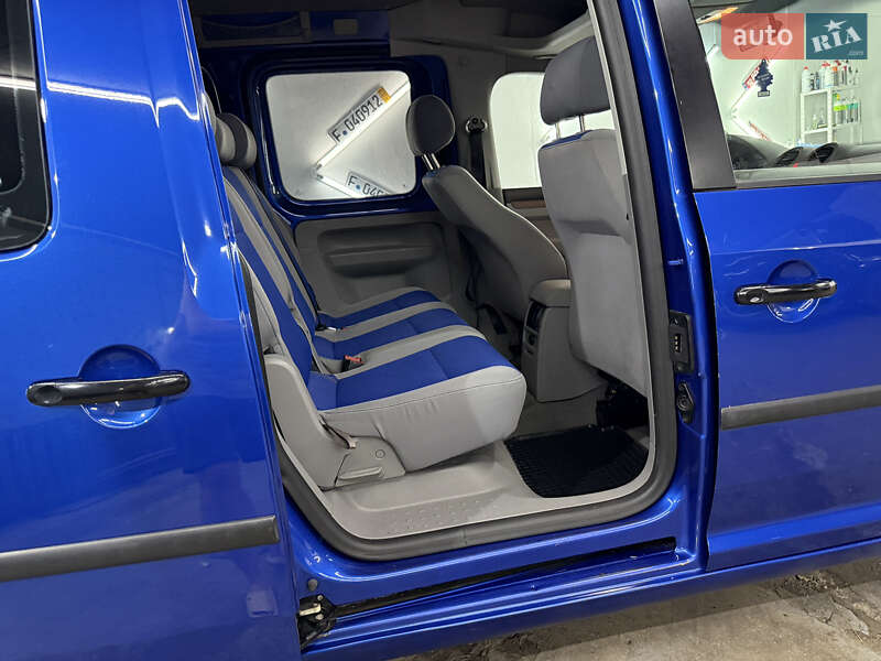 Минивэн Volkswagen Caddy 2006 в Кременце