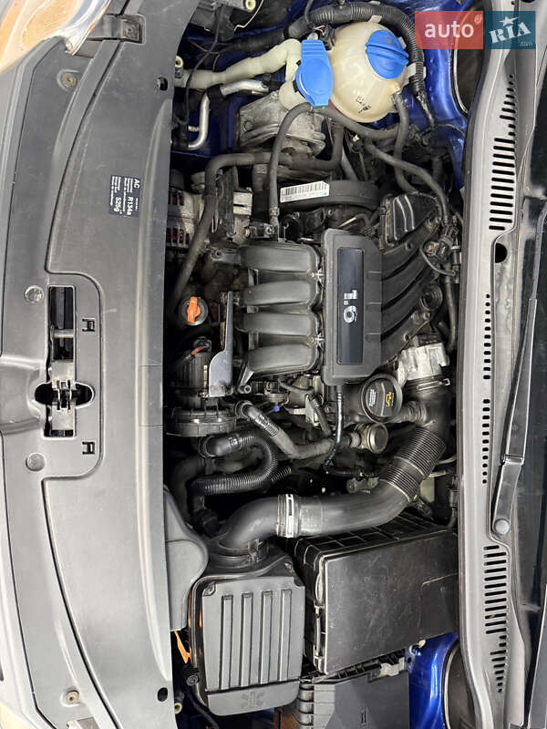Минивэн Volkswagen Caddy 2006 в Кременце