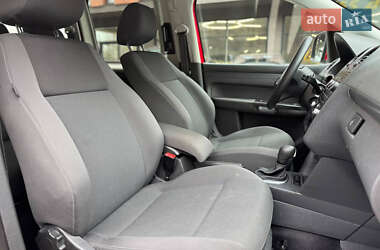Минивэн Volkswagen Caddy 2014 в 