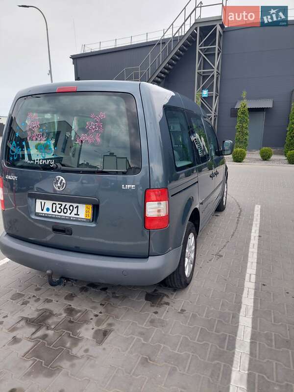 Минивэн Volkswagen Caddy 2010 в Виннице
