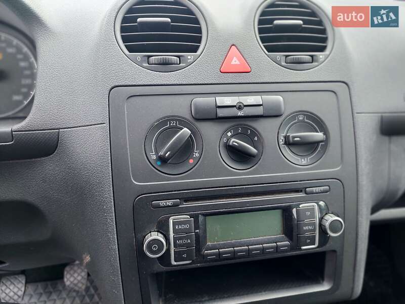 Минивэн Volkswagen Caddy 2010 в Виннице