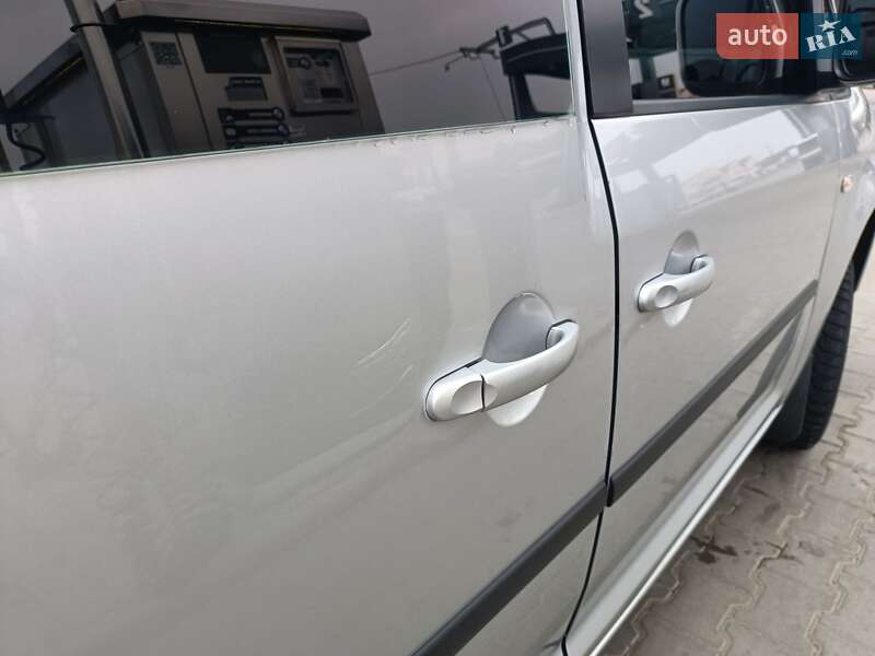 Минивэн Volkswagen Caddy 2010 в Черновцах фото 13 Минивэн Volkswagen Caddy 2010 в Черновцах