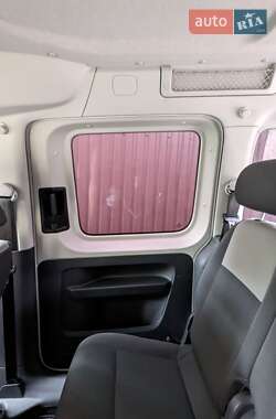 Минивэн Volkswagen Caddy 2013 в 
