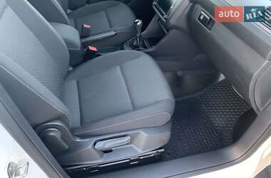 Минивэн Volkswagen Caddy 2018 в 