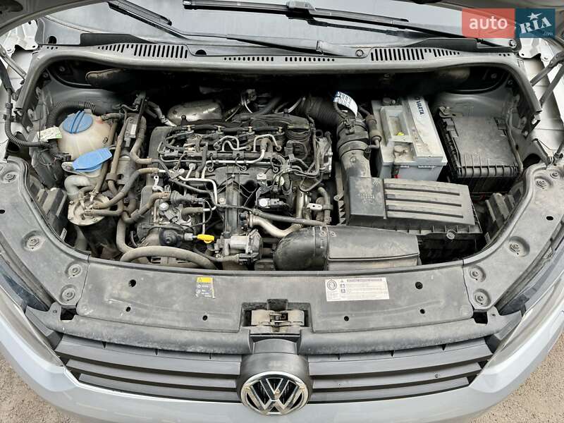 Грузовой фургон Volkswagen Caddy 2016 в Одессе
