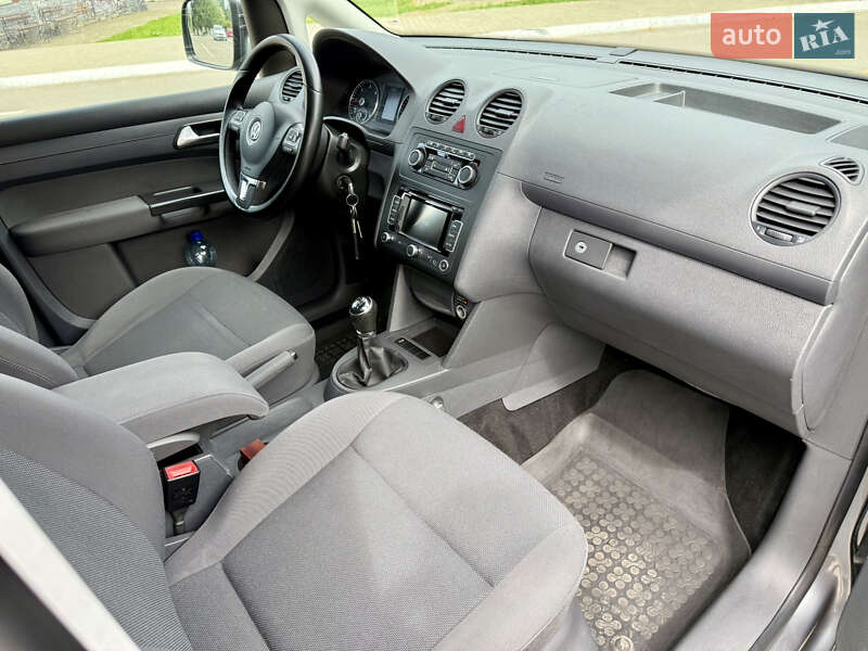 Минивэн Volkswagen Caddy 2014 в Луцке