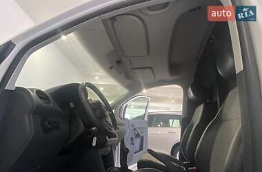 Грузовой фургон Volkswagen Caddy 2012 в 