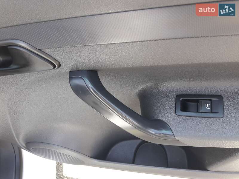 Минивэн Volkswagen Caddy 2013 в Костополе фото 18 Минивэн Volkswagen Caddy 2013 в Костополе