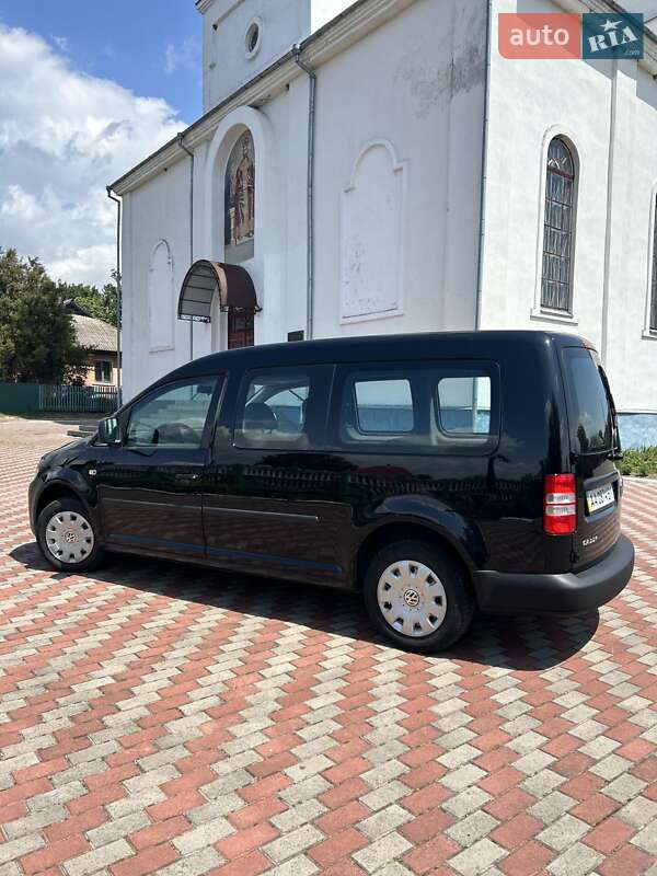Мінівен Volkswagen Caddy 2012 в Києві