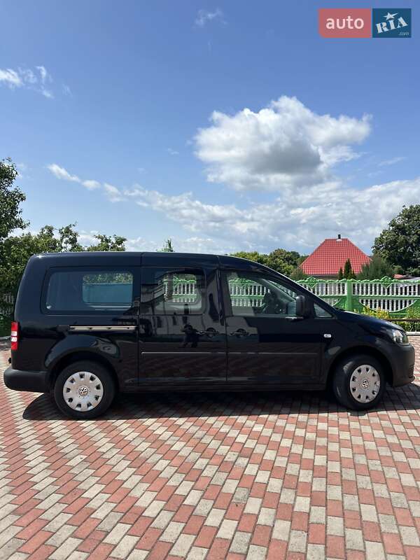 Мінівен Volkswagen Caddy 2012 в Києві