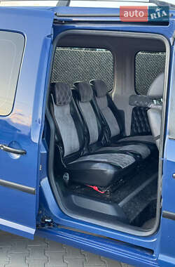 Минивэн Volkswagen Caddy 2011 в 