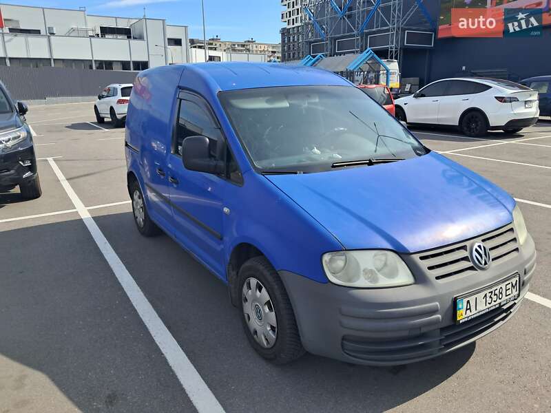 Грузовой фургон Volkswagen Caddy 2004 в Киеве фото 7 Грузовой фургон Volkswagen Caddy 2004 в Киеве