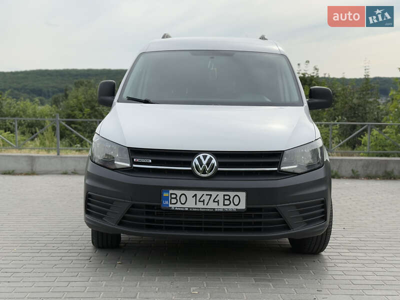 Вантажний фургон Volkswagen Caddy 2015 в Теребовлі