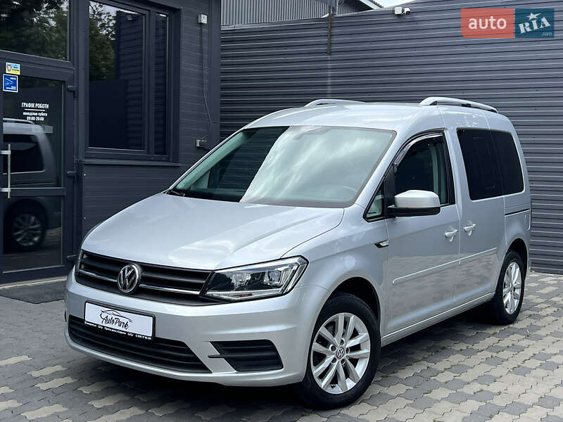 Минивэн Volkswagen Caddy 2017 в 