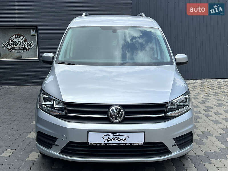Минивэн Volkswagen Caddy 2017 в Черновцах