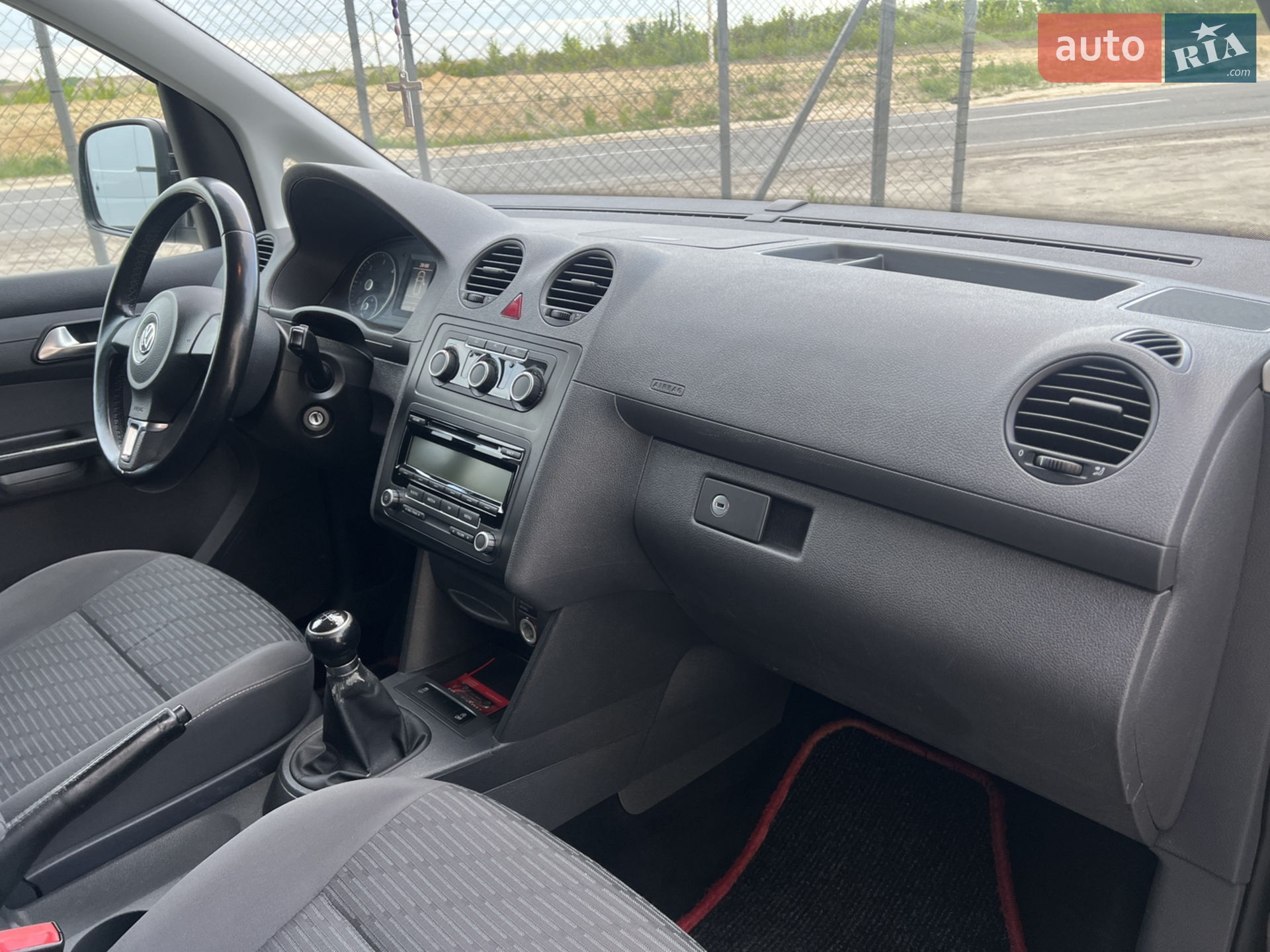 2010 Volkswagen Caddy - мініатюра 32