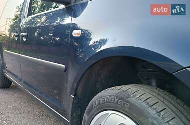 Минивэн Volkswagen Caddy 2011 в 
