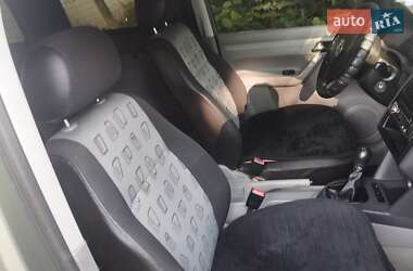 Минивэн Volkswagen Caddy 2004 в Виннице